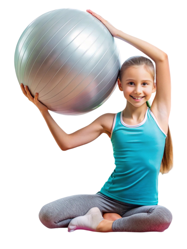 Mädchen hebt einen Gymnastikball – Ergotherapie für Kinder in Mönchengladbach